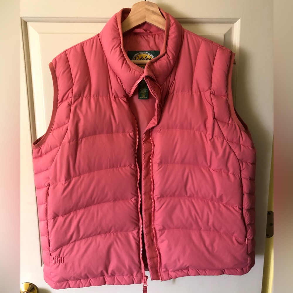 Cabela’s women’s Premier Northern 650 Goosedown vest